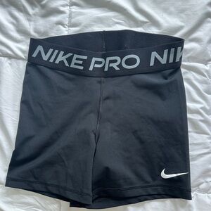 Black Nike pro spandex